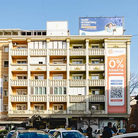 Center - 4 Balconies - Walk To Macedonia Square *