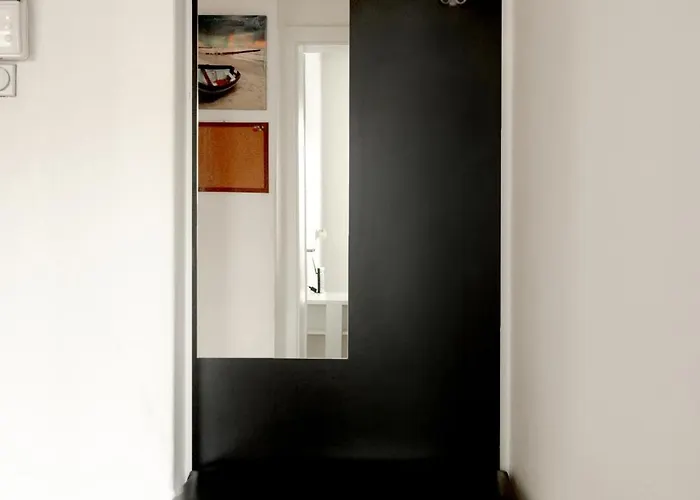 Apartamento Center - 4 Balconies - Walk To Macedonia Square Skopie