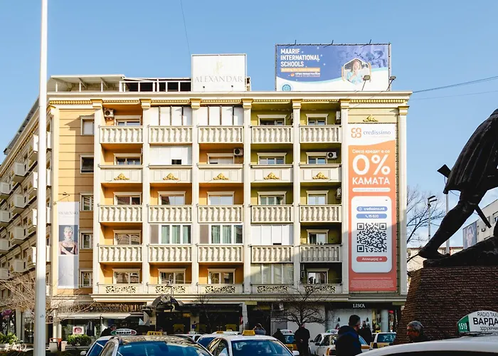 Center - 4 Balconies - Walk To Macedonia Square *